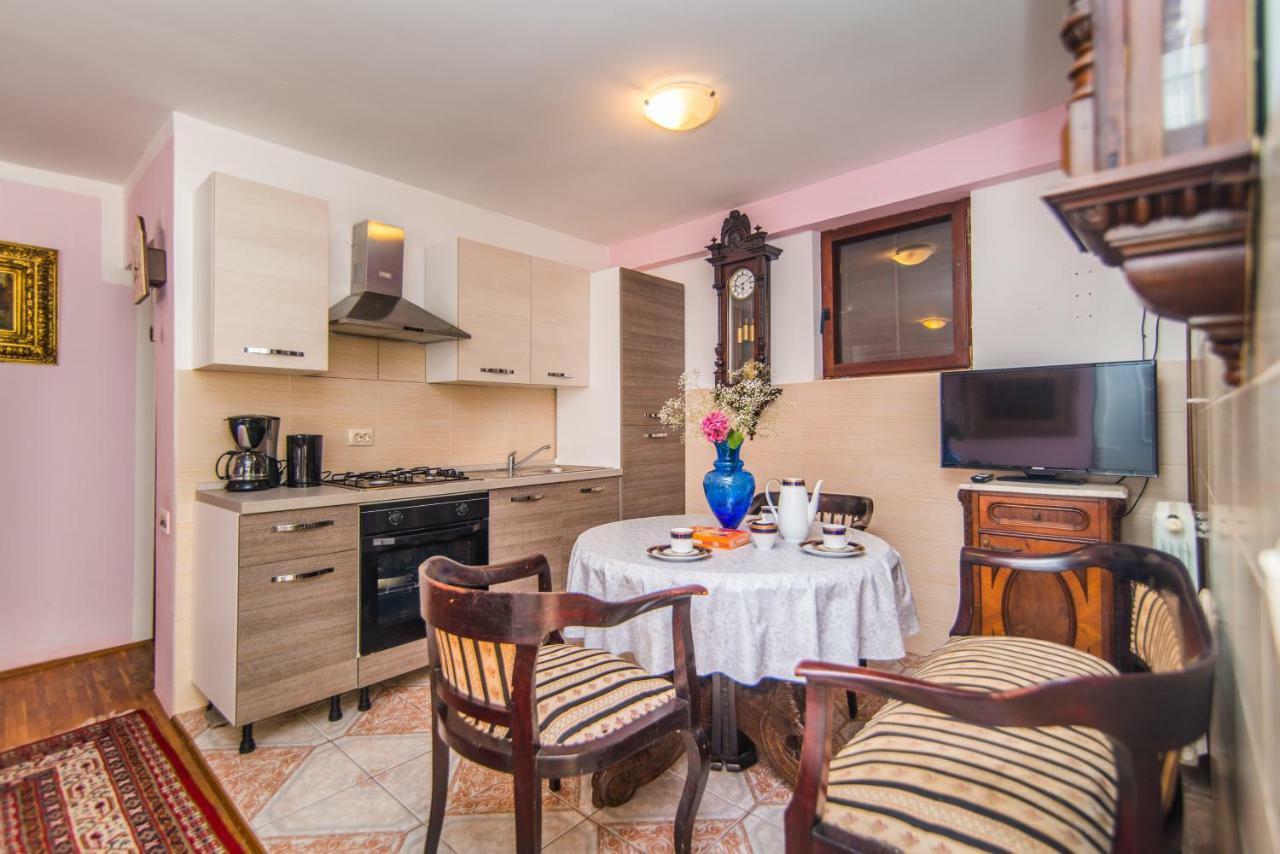Apartmani Marina Пореч Екстер'єр фото