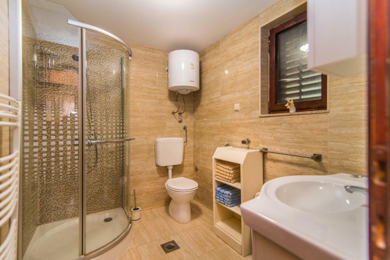 Apartmani Marina Пореч Екстер'єр фото